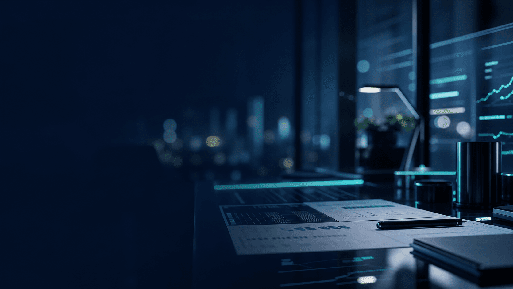 Abstrakter Arbeitsplatz mit Audit-Unterlagen in Navy und Aqua-Licht